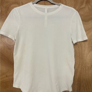 Lululemon Athletica White Short Sleeve Tee